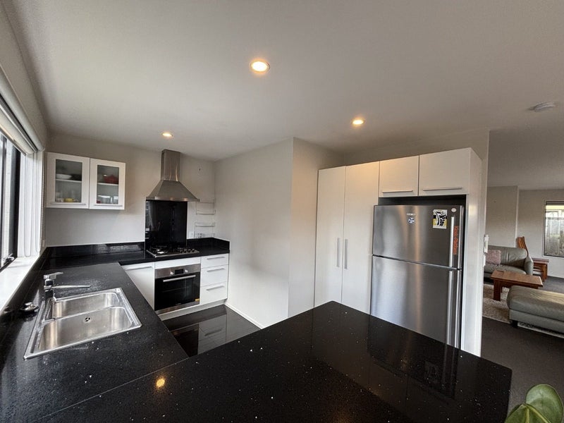 4/15 George Street, Riccarton, Christchurch - Carousel 1