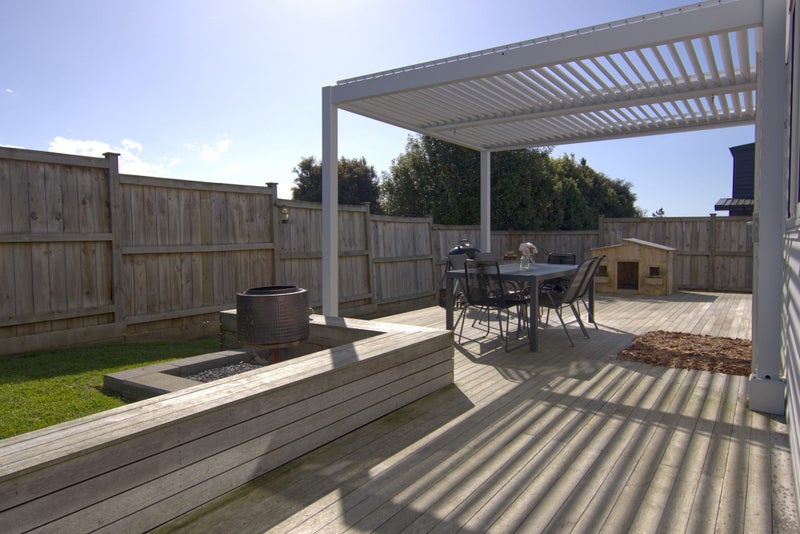 13 Thistle Close, Beachlands, Auckland - Carousel 2