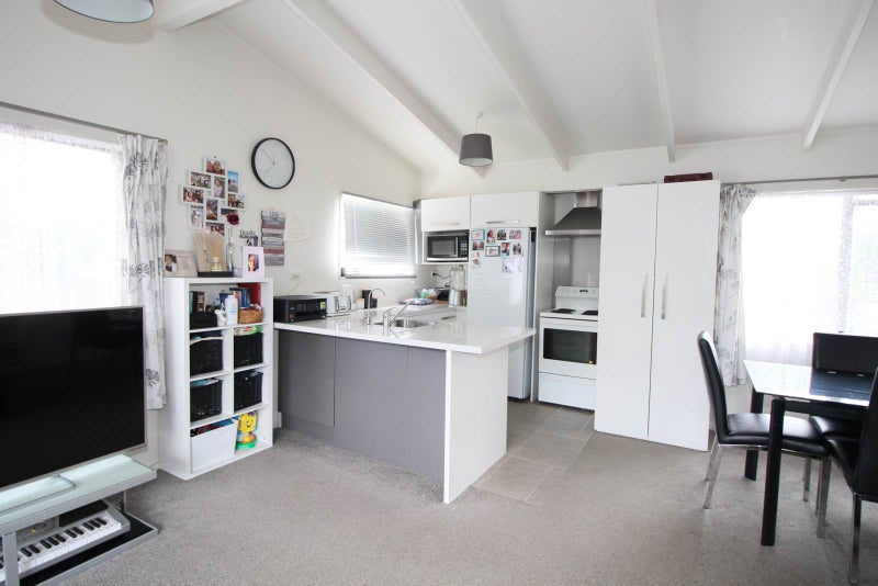 120 Paramount Parade, Tikipunga, Whangarei - Carousel 2