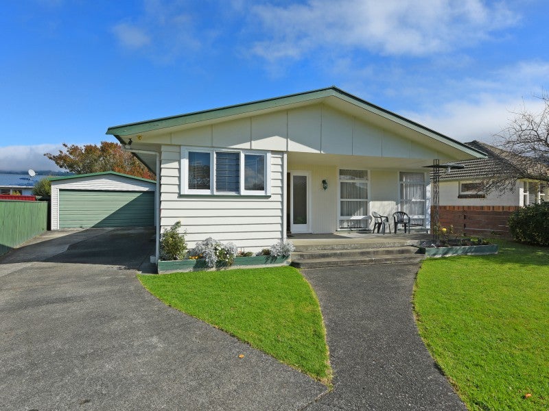 21 Kiwi Street, Heretaunga, Upper Hutt - Carousel 1