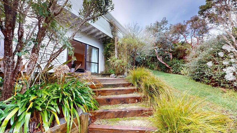 1 Bedford Street, Northland, Wellington - Carousel 1