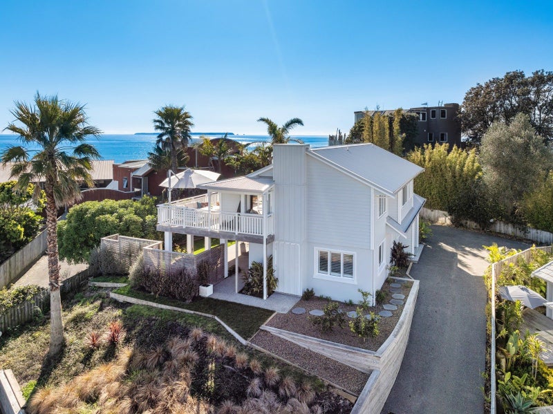 153 Karewa Parade, Papamoa Beach, Papamoa - Carousel 1