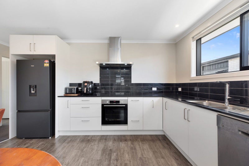 14 Hinaki Street, Poike, Tauranga - Carousel 2