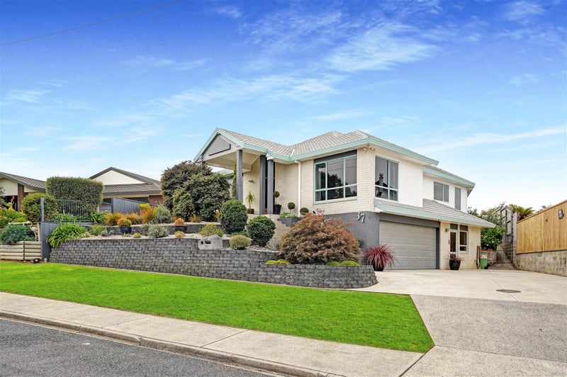 37 Dixon Road, Fitzroy, Hamilton - Carousel 1