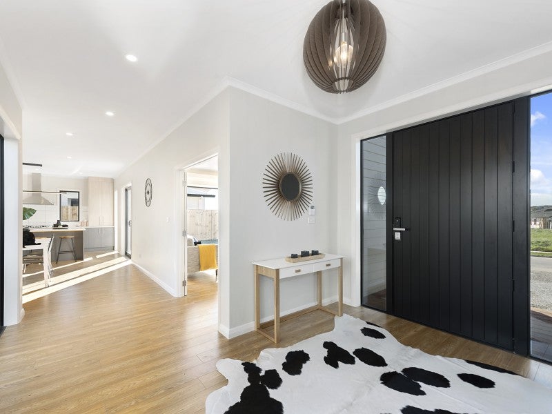 17 Batten Drive, Flagstaff, Hamilton - Carousel 2