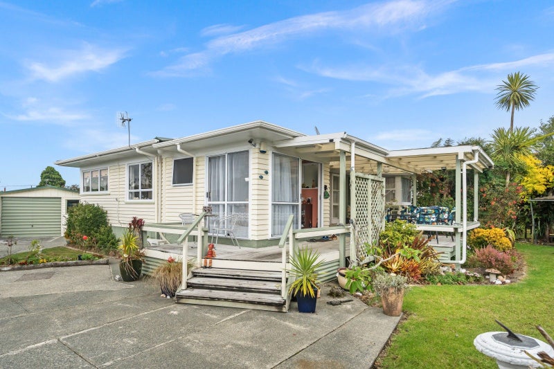 11 Thompson Place, Tikipunga, Whangarei - Carousel 1