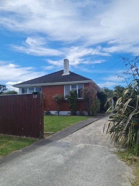 92 TALBOT Street, Wanganui East, Wanganui - Carousel 1