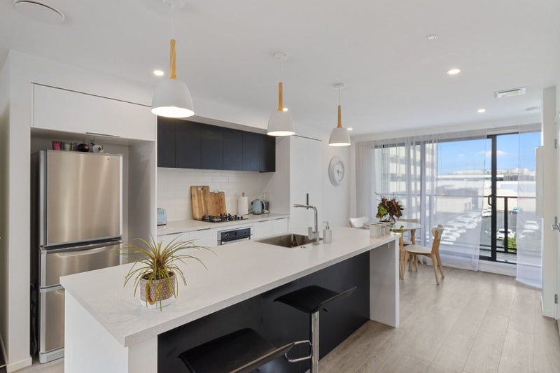 203/182 London Street, Hamilton Central, Hamilton - Carousel 1