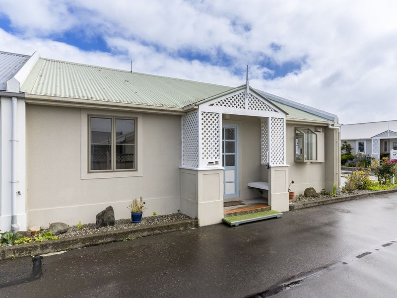 29/31 Eastbourne Street, Caversham, Dunedin - Carousel 15