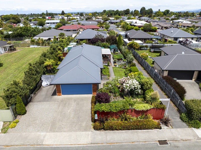 5 Parker Street, Motueka - Carousel 24