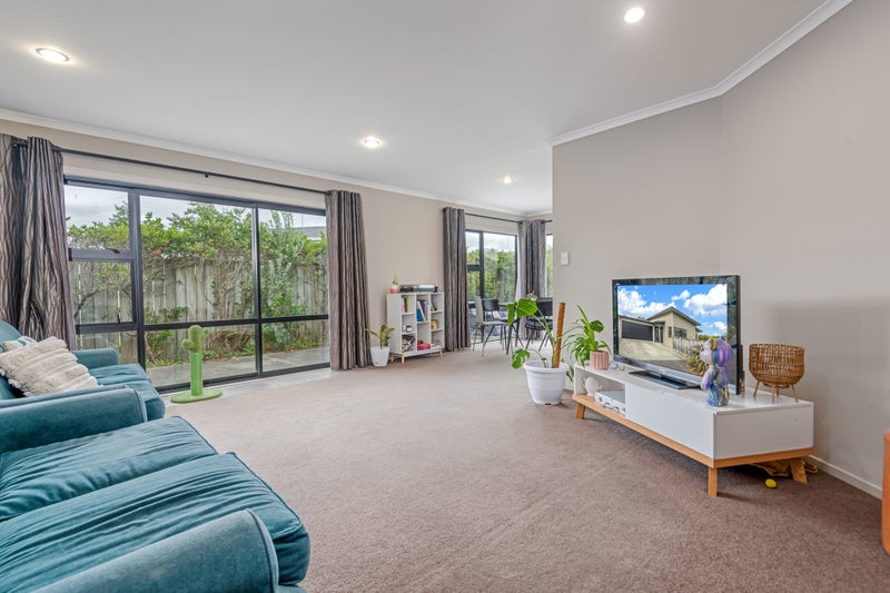 87 Roberts Line, Kelvin Grove, Palmerston North - Carousel 2