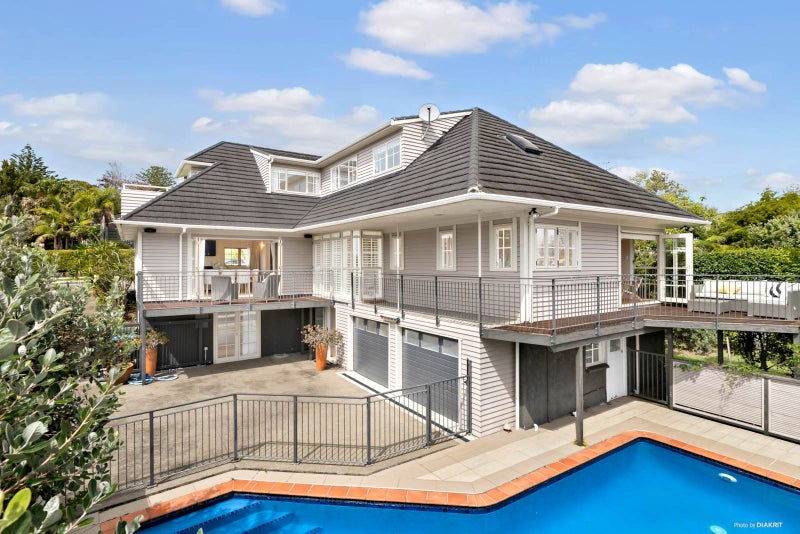 61 Roberta Avenue, Glendowie, Auckland - Carousel 1