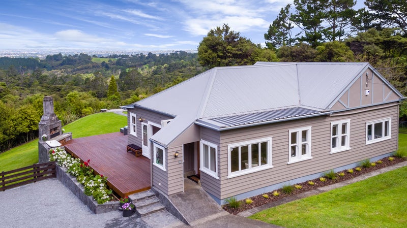 33 Sunnyvale Road, Swanson, Auckland - Carousel 1
