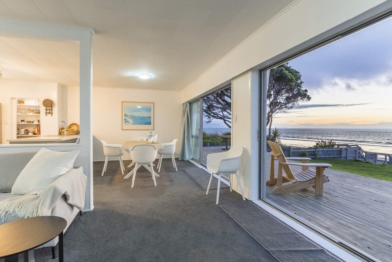 5 Raebern Lane, Raumati Beach, Paraparaumu - Carousel 2