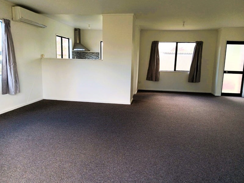 204A Gallien Street, Saint Leonards, Hastings - Carousel 2