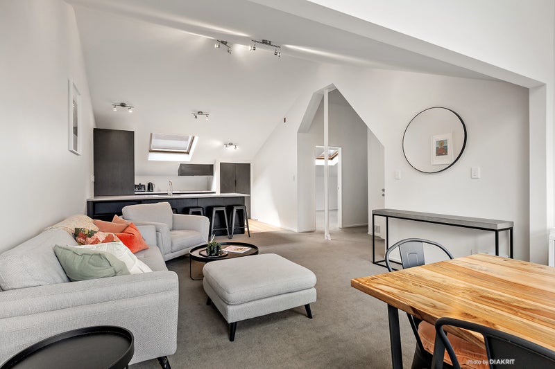 17/14 Alpha Street, Te Aro, Wellington - Carousel 1