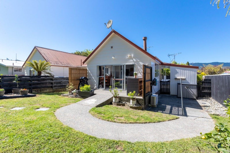 6A Tulsa Grove, Totara Park, Upper Hutt - Carousel 2