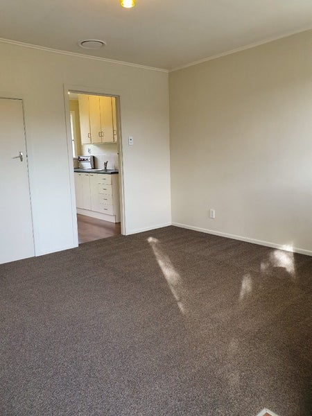 34A Willcott Street, Mount Albert, Auckland - Carousel 1