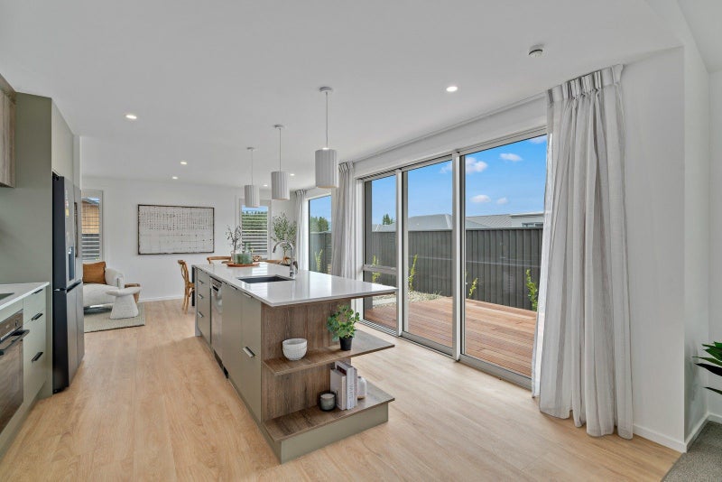 55 Longview Drive, LAKE HAWEA - Carousel 2