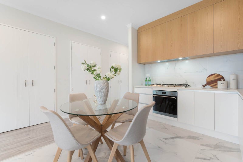8 Horokaka Street, Massey, Auckland - Carousel 16