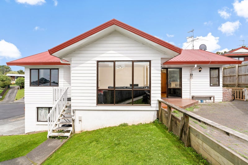 7 Clarion Place, Glendene, Auckland - Carousel 2