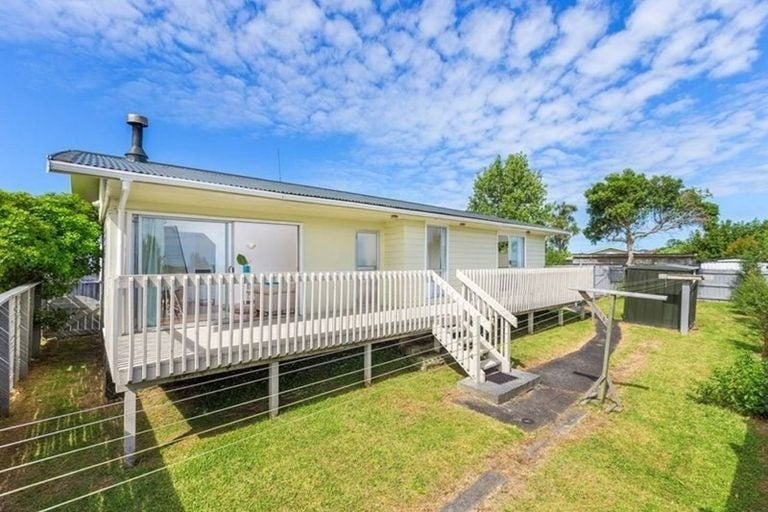 56A Commodore Drive, Lynfield, Auckland - Carousel 1