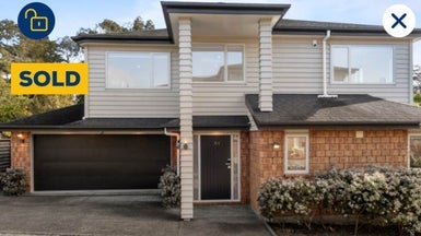 33C Cliff View Drive, Green Bay, Auckland - Carousel 1