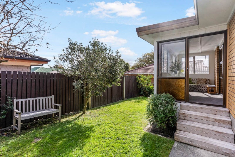 2/13 Menary Street, Papakura, Auckland - Carousel 2