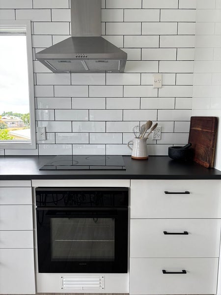 9 Sillary Street, Hamilton East, Hamilton - Carousel 2