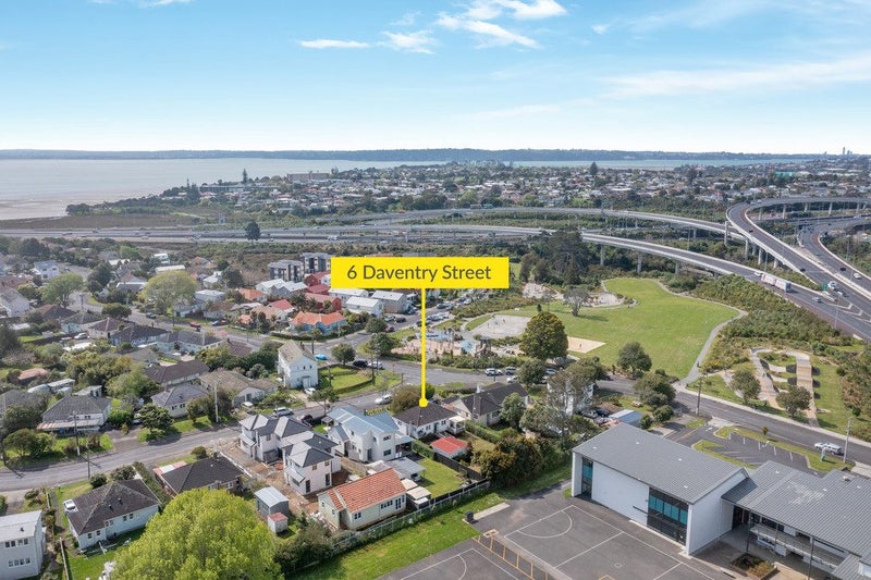 6 Daventry Street, Waterview, Auckland - Carousel 20