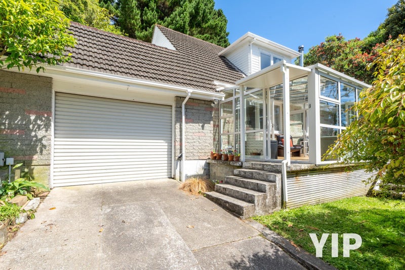 74 Newlands Road, Newlands, Wellington - Carousel 2