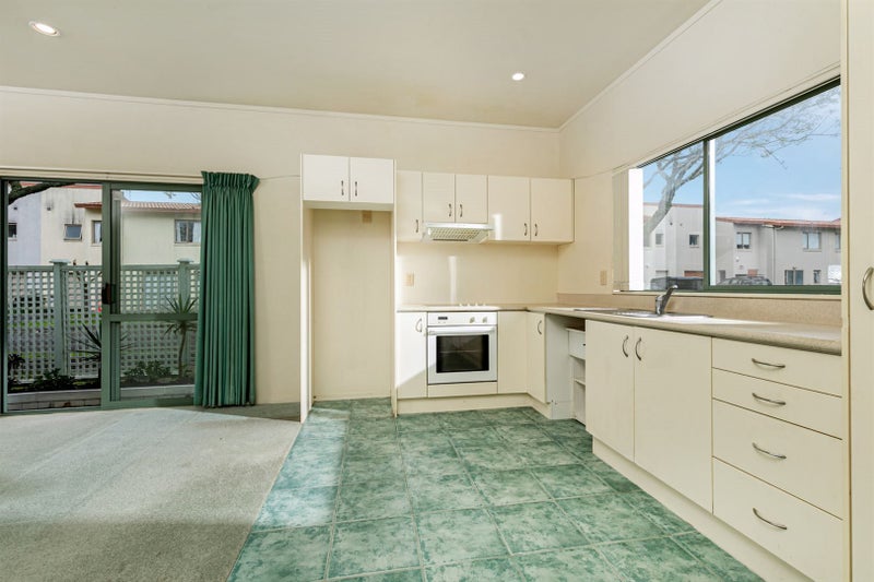 16 Vitex Lane, Henderson, Auckland - Carousel 2