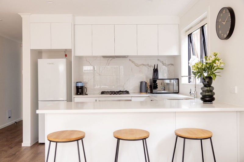 5/26 Hunter Street, Hamilton Lake, Hamilton - Carousel 1