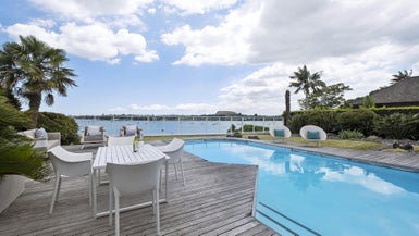 117 Fisher Parade, Sunnyhills, Auckland - Carousel 1