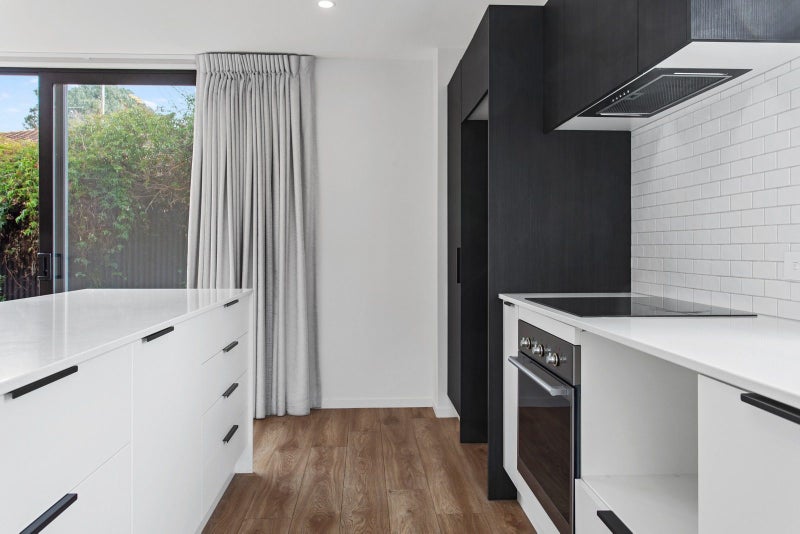 2/42 Dickens Street, Addington, Christchurch - Carousel 2