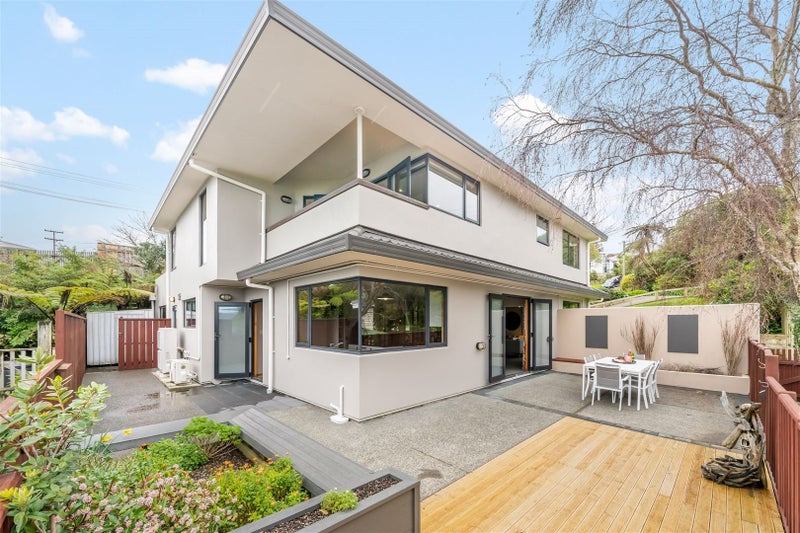 21 Poto Road, Normandale, Lower Hutt - Carousel 1