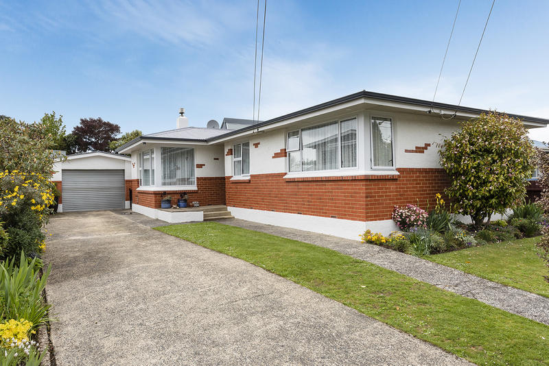 26 Stephen Street, Halfway Bush, Dunedin - Carousel 1