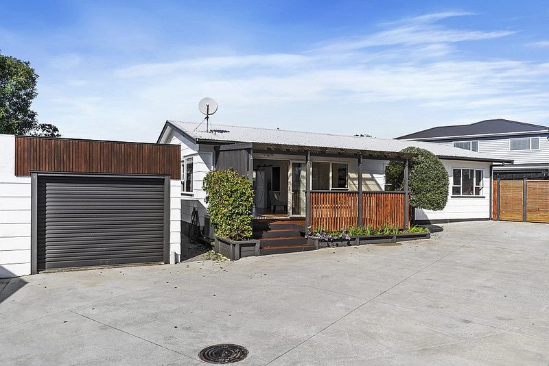2/28 Muir Avenue, Mangere Bridge, Auckland - Carousel 22