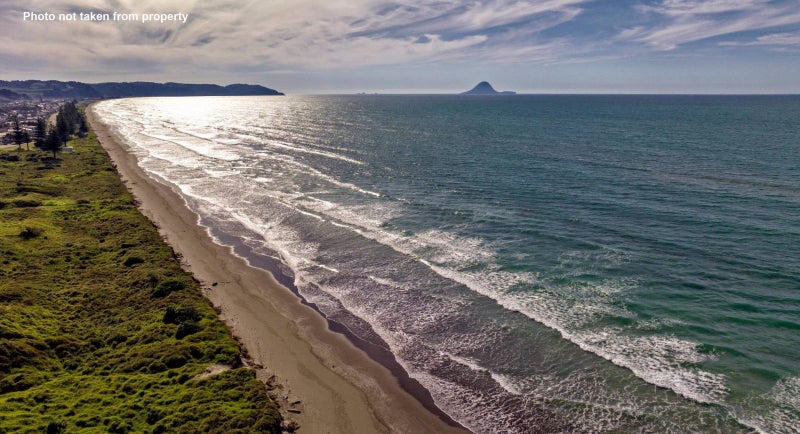 298A Ocean Road, Ōhope - Carousel 20