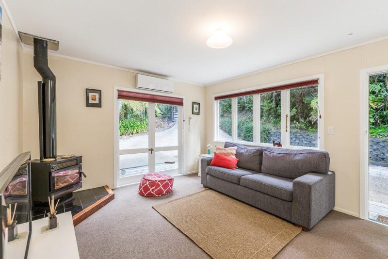 122 Monowai Road, Silverdale - Carousel 2