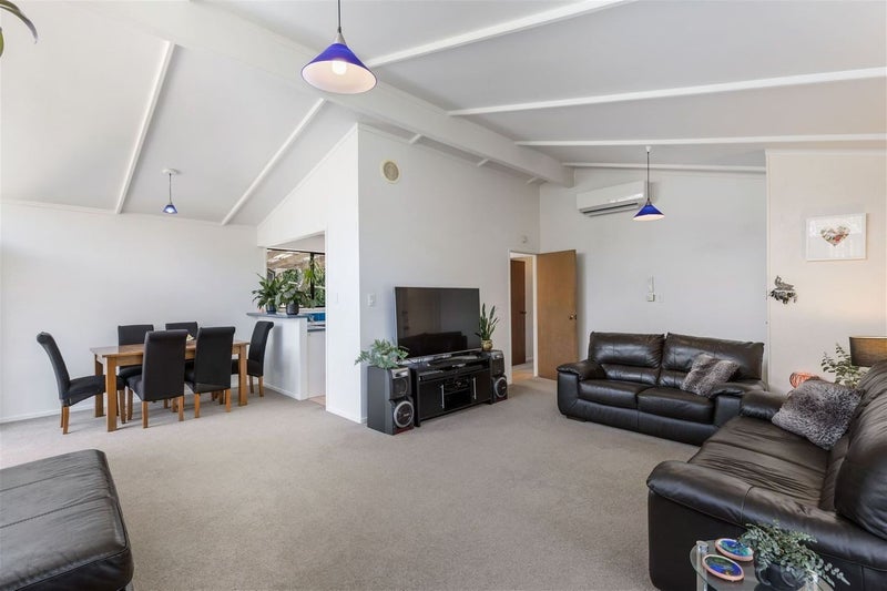 64 Tamahere Drive, Glenfield, Auckland - Carousel 2