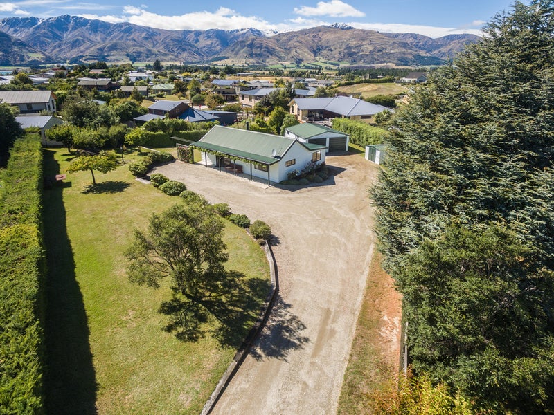 25 Lakeview Terrace, Wanaka - Carousel 1