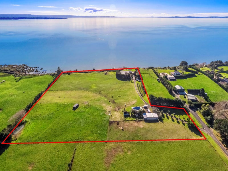 43 Farley Road, Pukekohe - Carousel 1