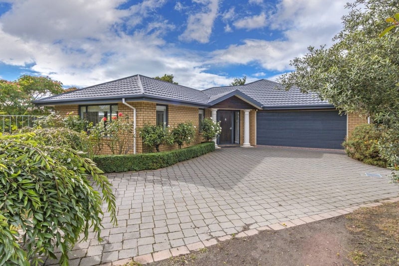 17 Monterey Place, Parklands, Christchurch - Carousel 1