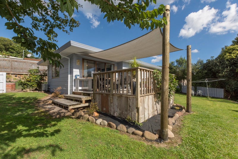 20B Burns Street, Gate Pa, Tauranga - Carousel 1