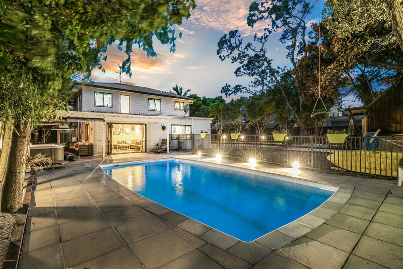 2/5 Bayswater Avenue, Bayswater, Auckland - Carousel 1