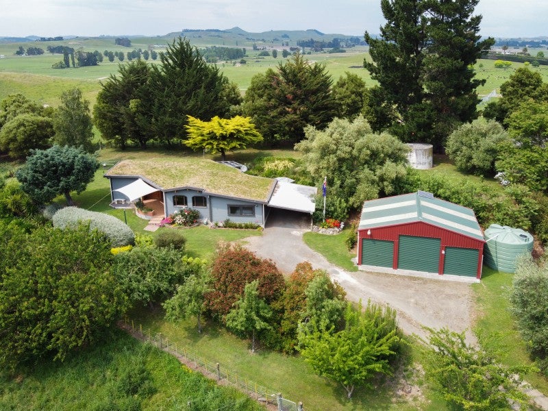 928 Te Aute Trust Road, Hastings - Carousel 1