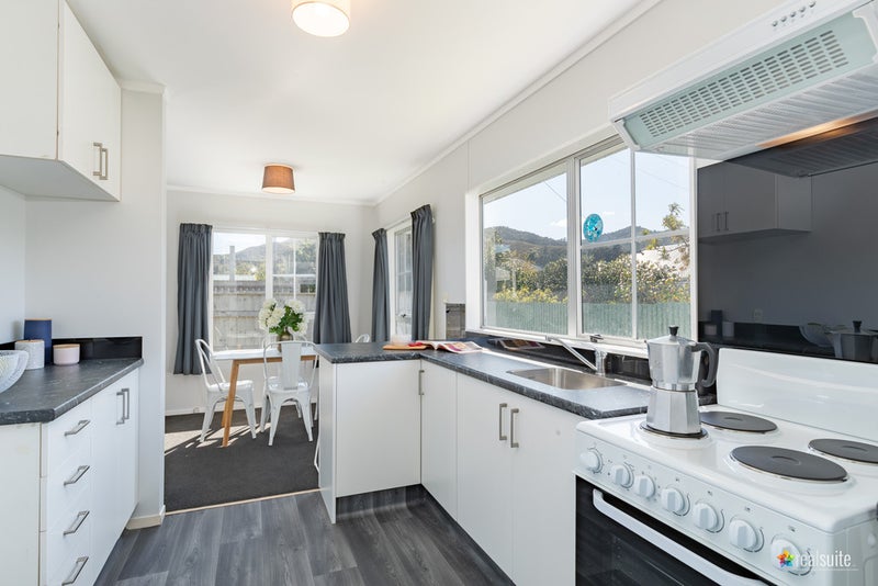 1/36 Sladden Street, Naenae, Lower Hutt - Carousel 2