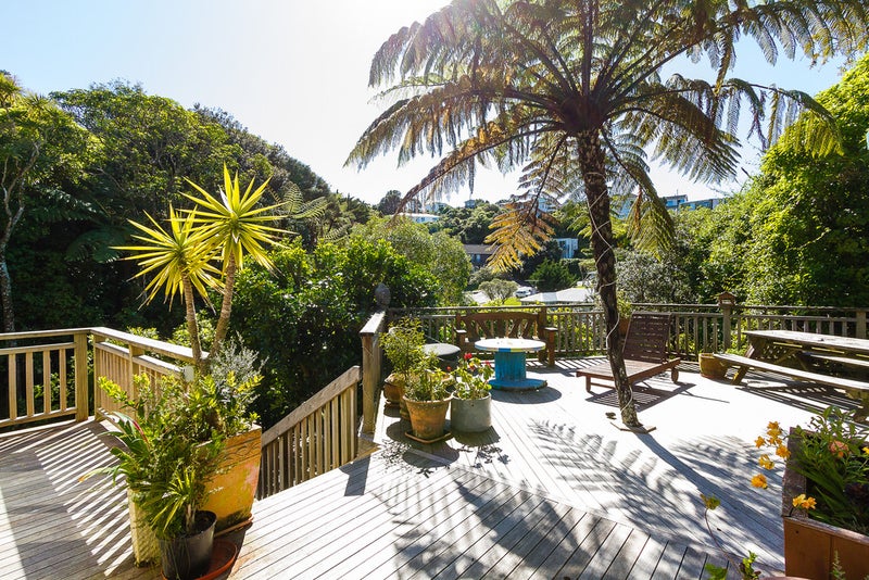 81 Dowse Drive, Maungaraki, Lower Hutt - Carousel 2