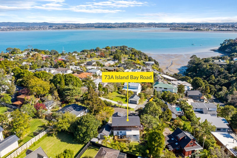 73A Island Bay Road, Beach Haven, Auckland - Carousel 2